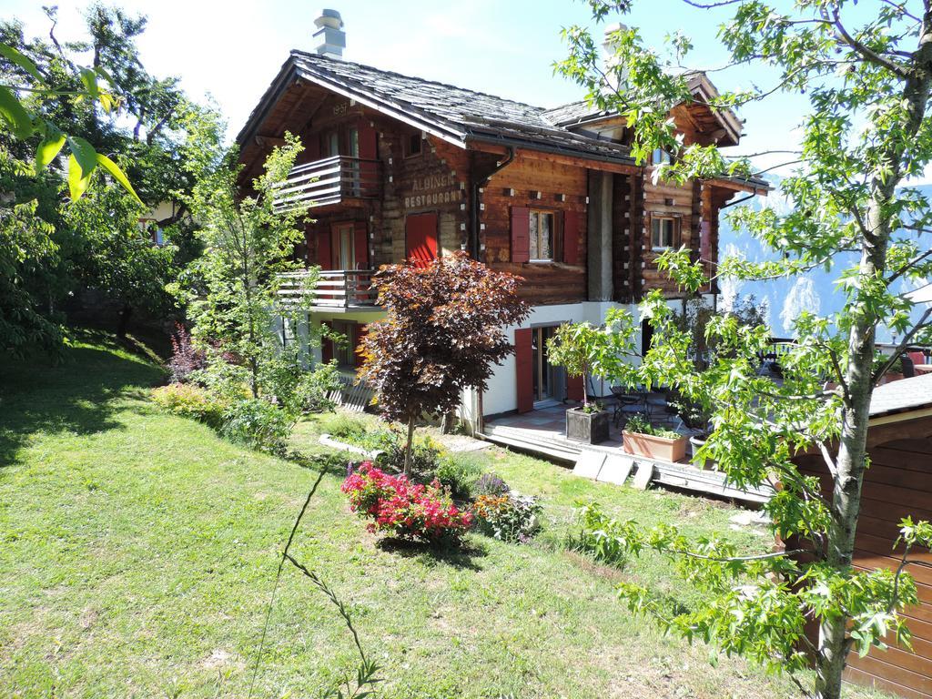 La Demeure Des Elfes Bed & Breakfast Albinen Eksteriør bilde